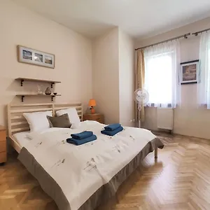 Plac Nowy 8a By Homeprime Apartament