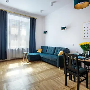 Tyzenhauz Old Town Apartament